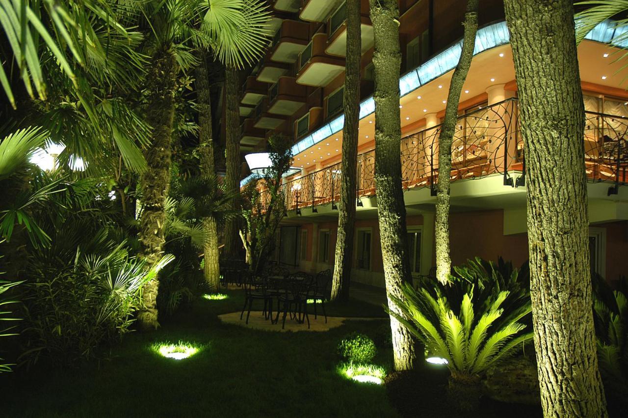 Hotel Globus, Sure Hotel Collection By Best Western Milano Marittima Esterno foto
