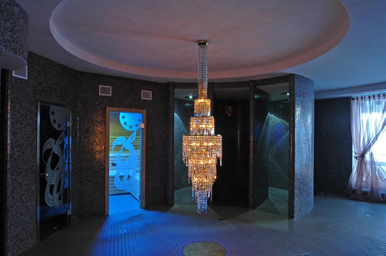 Hotel Globus, Sure Hotel Collection By Best Western Milano Marittima Esterno foto
