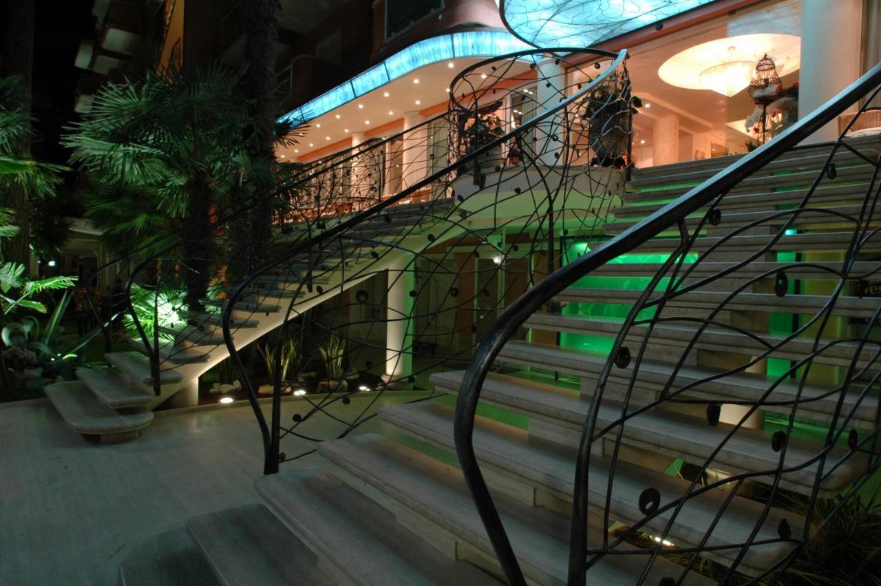 Hotel Globus, Sure Hotel Collection By Best Western Milano Marittima Esterno foto